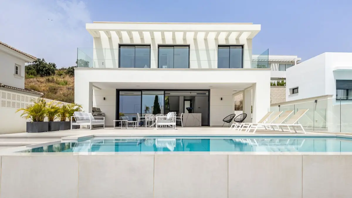 Detached Villa for sale in La Cala de Mijas — photo 1