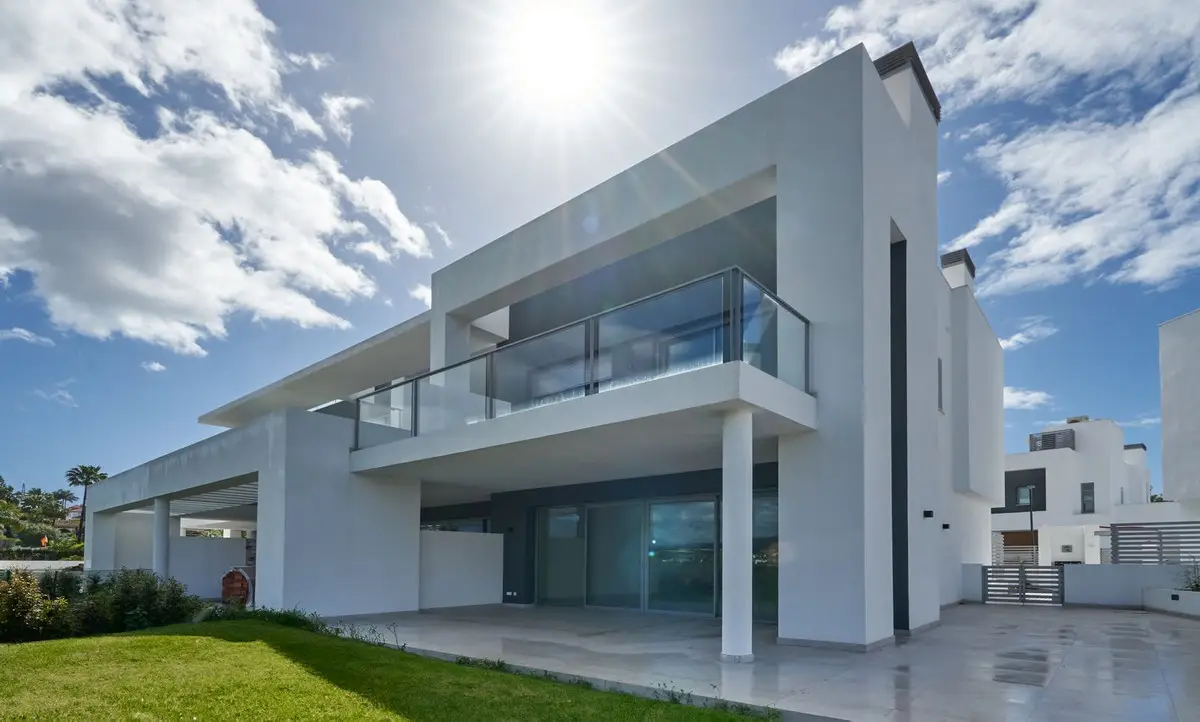 Semi-Detached House for sale in San Pedro de Alcántara — photo 1