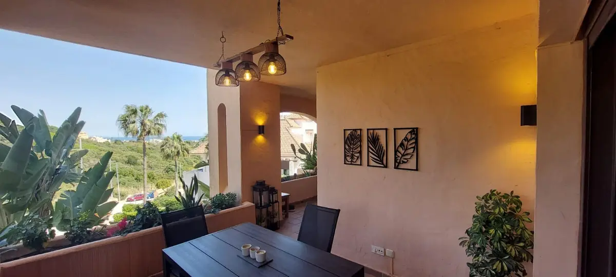 Ground Floor Apartment for sale in La Duquesa — photo 1