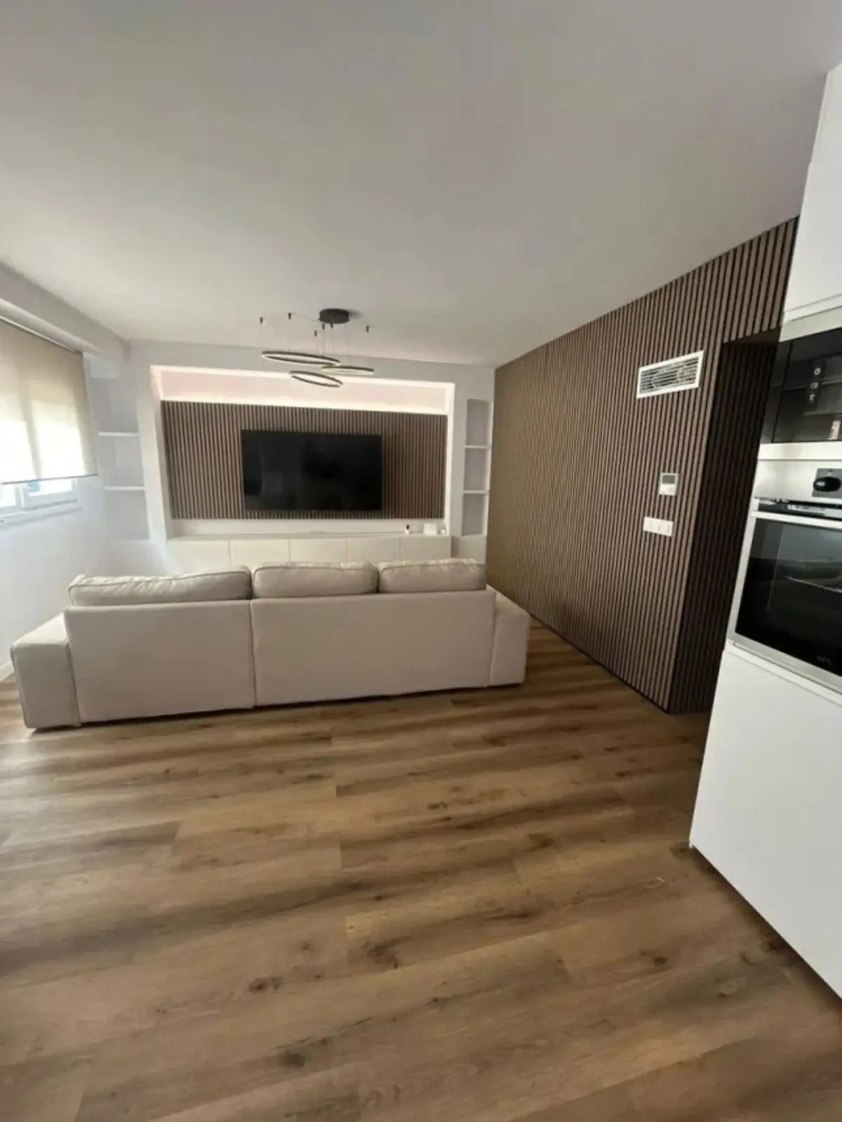 Middle Floor Apartment for sale in Estepona — photo 1
