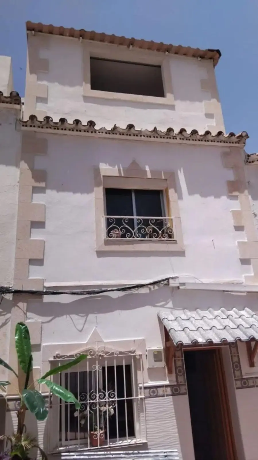 Townhouse for sale in Estepona — photo 1