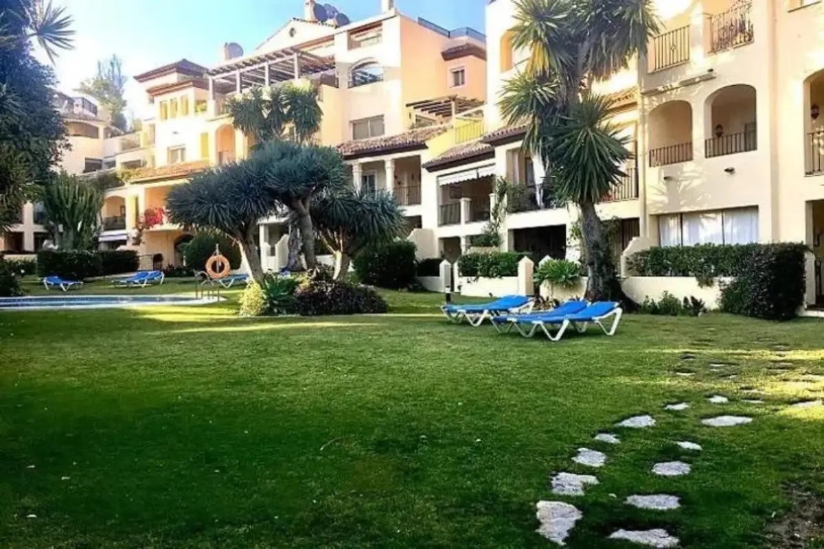 Ground Floor Apartment for sale in Guadalmina Alta — photo 1