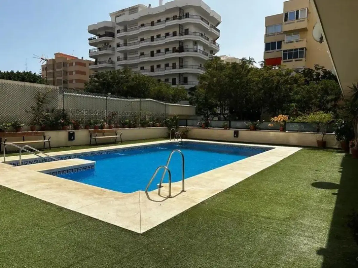 Middle Floor Apartment for sale in Marbella — photo 1