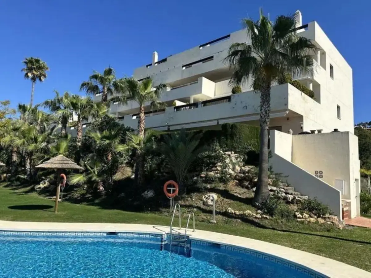 Ground Floor Apartment for sale in Marbella — photo 1