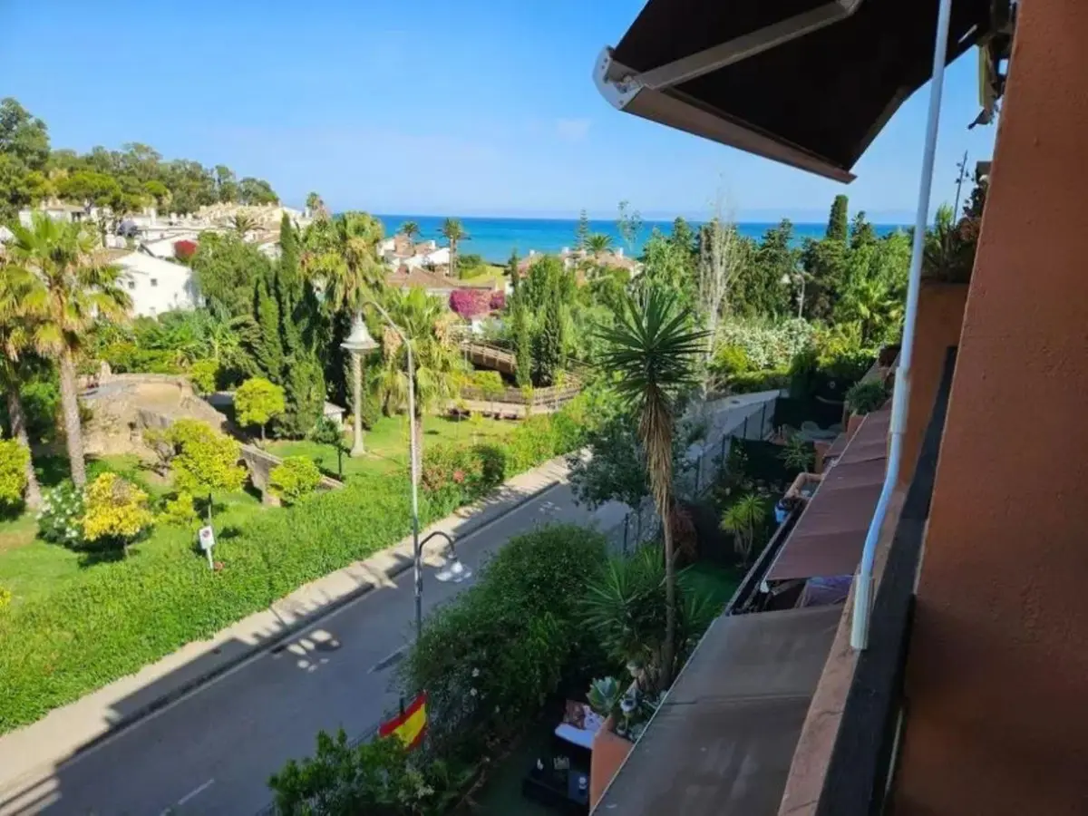 Penthouse Duplex for sale in Estepona — photo 1