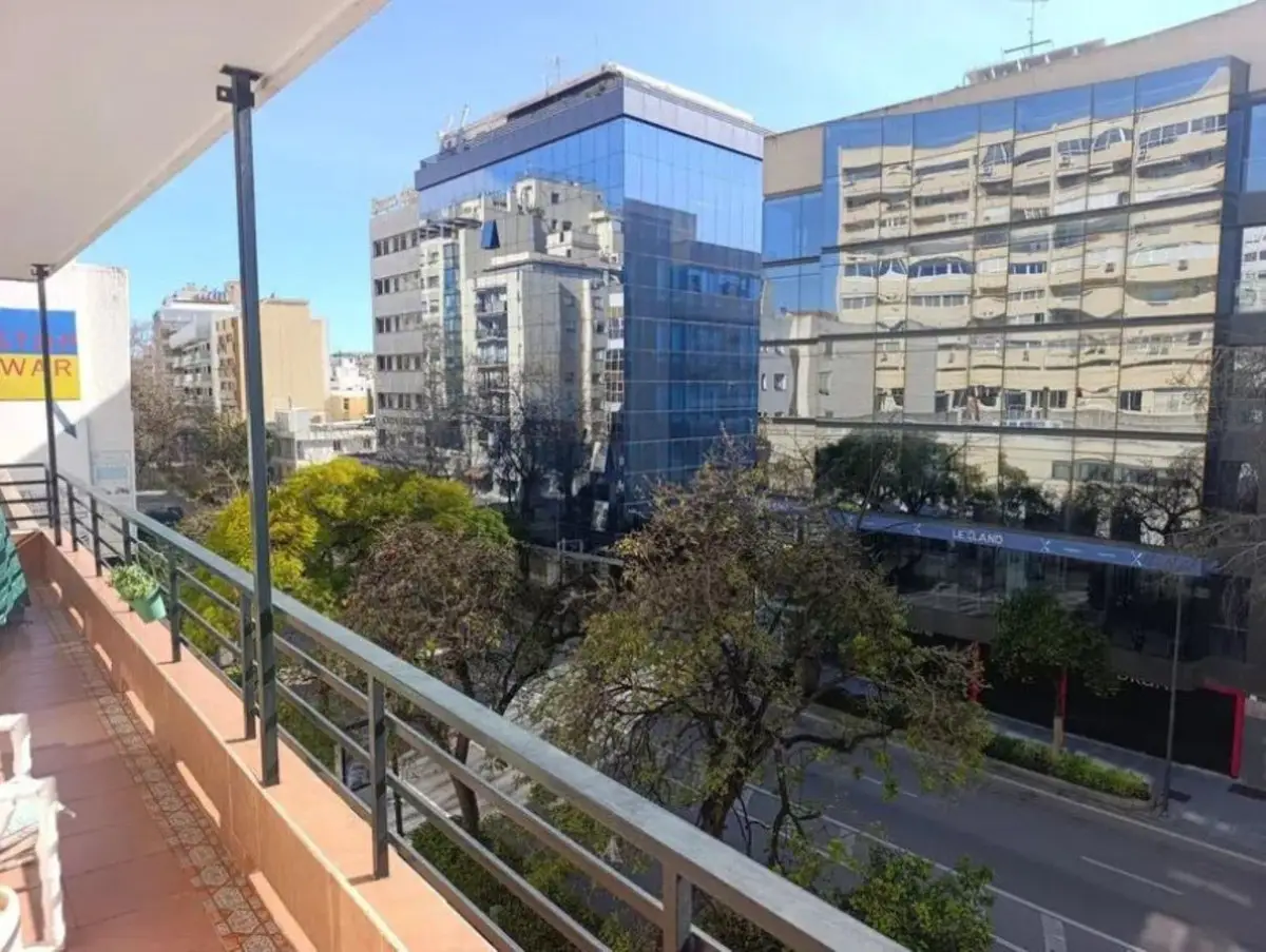 Middle Floor Apartment for sale in Marbella — photo 1