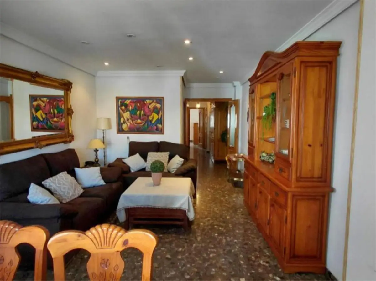 Middle Floor Apartment for sale in Estepona — photo 1