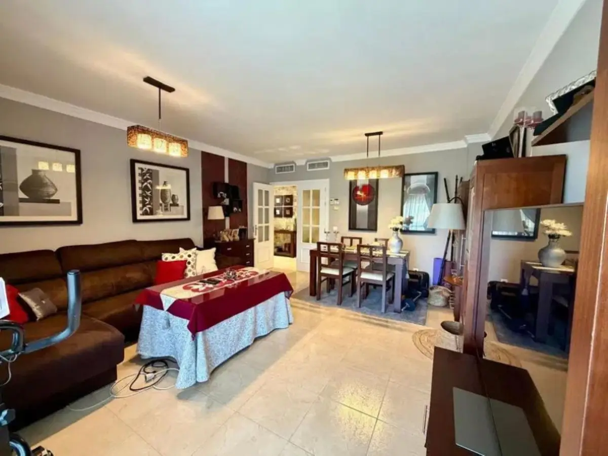 Penthouse for sale in Estepona — photo 1