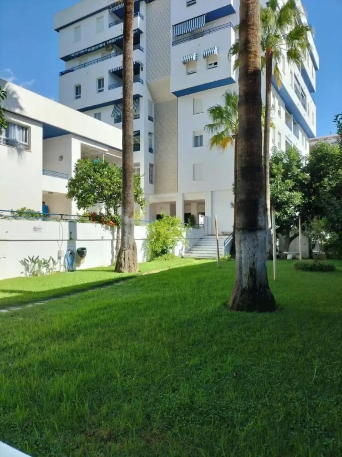 Middle Floor Apartment for sale in Marbella — photo 1