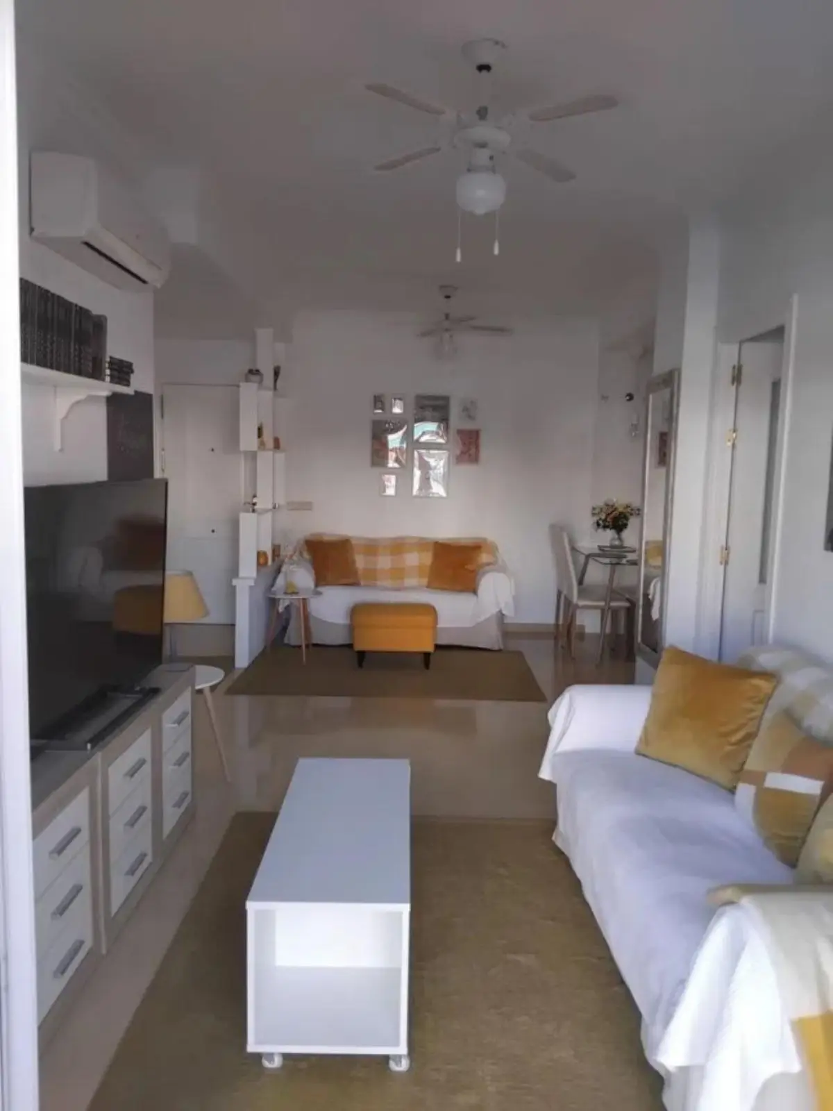Middle Floor Apartment for sale in San Luis de Sabinillas — photo 1