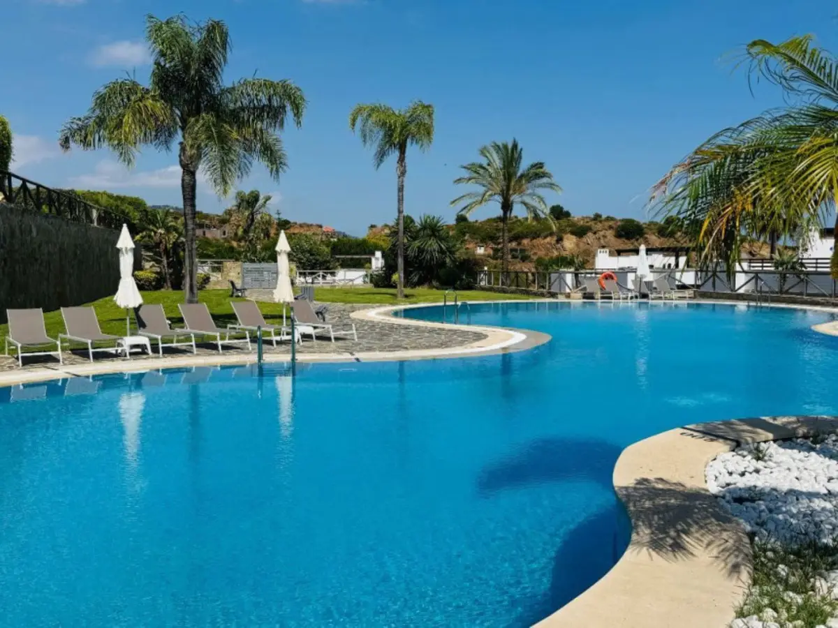 Duplex for sale in Marbella — photo 1