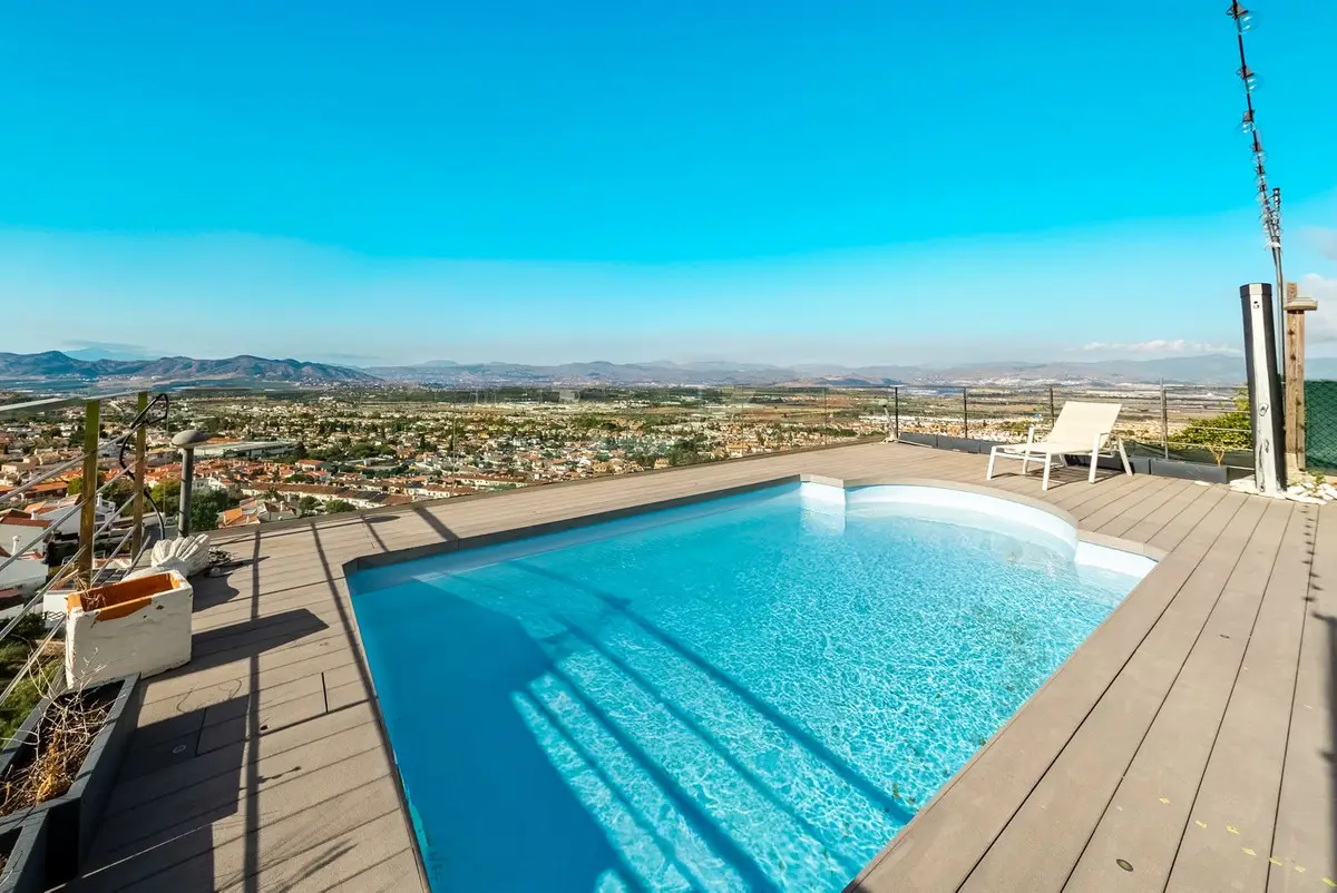 Semi-Detached House for sale in Alhaurín de la Torre — photo 1