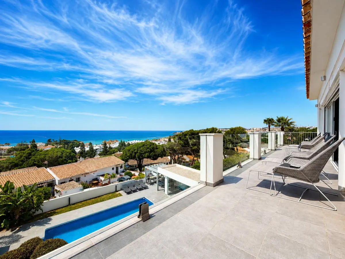 Detached Villa for sale in La Cala de Mijas — photo 1