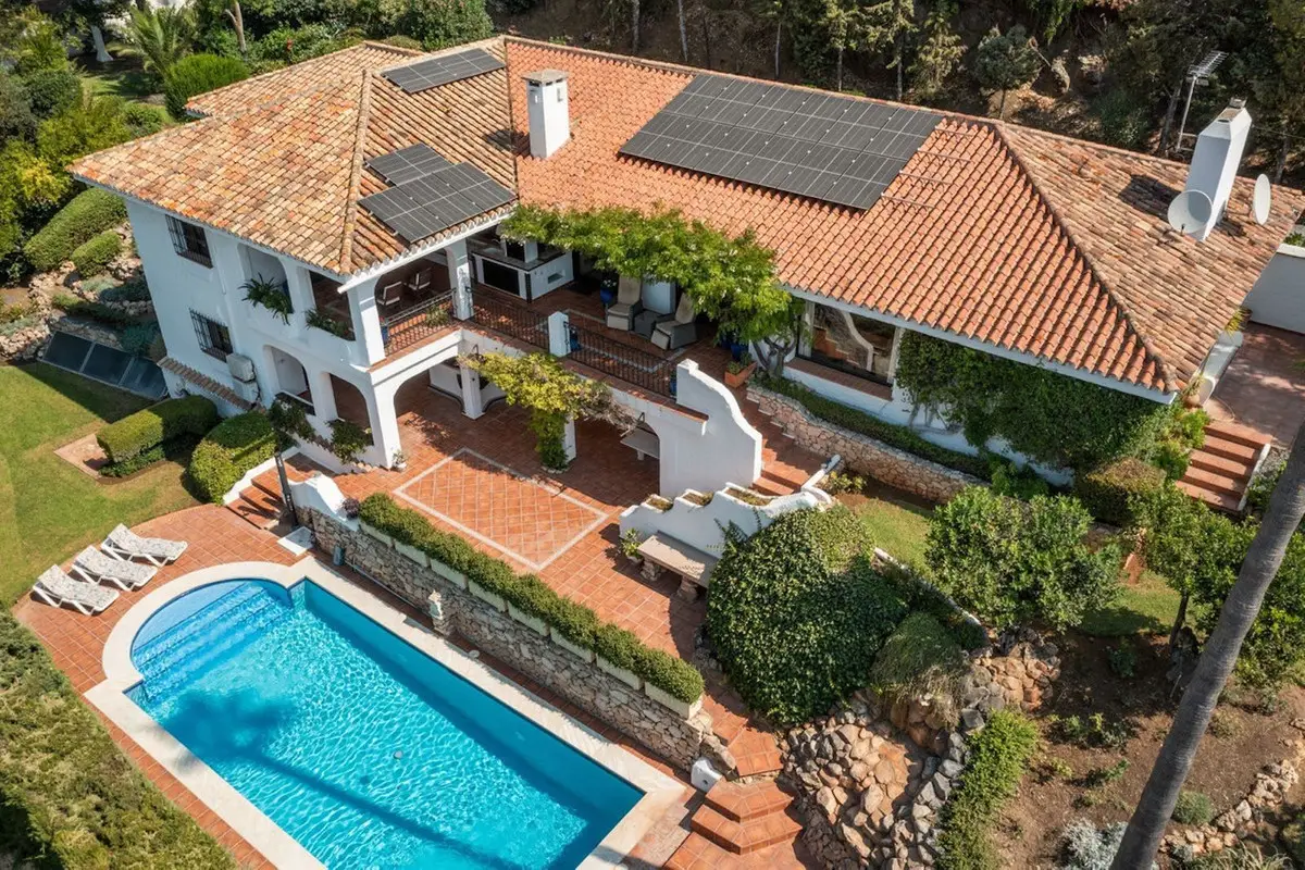 Detached Villa for sale in Mijas — photo 1