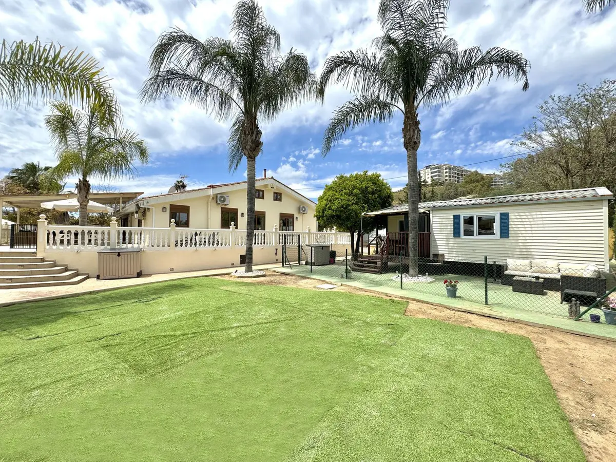 Finca - Cortijo for sale in Mijas — photo 1