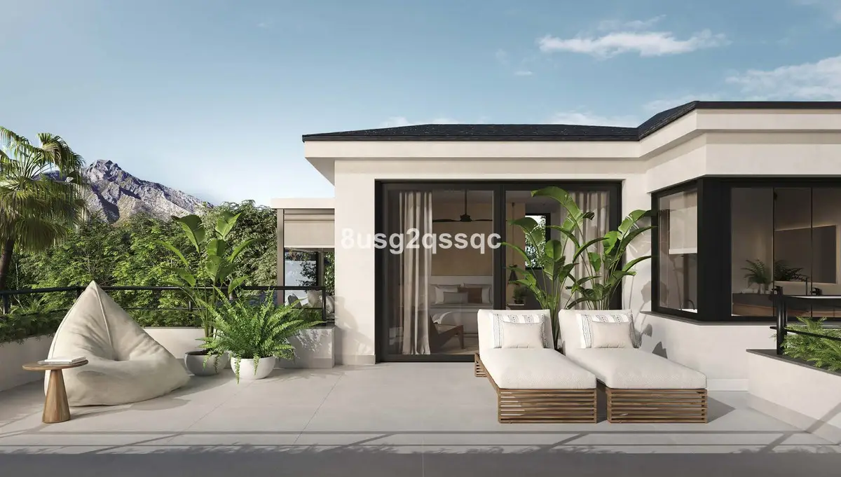 Detached Villa for sale in Marbella — photo 1