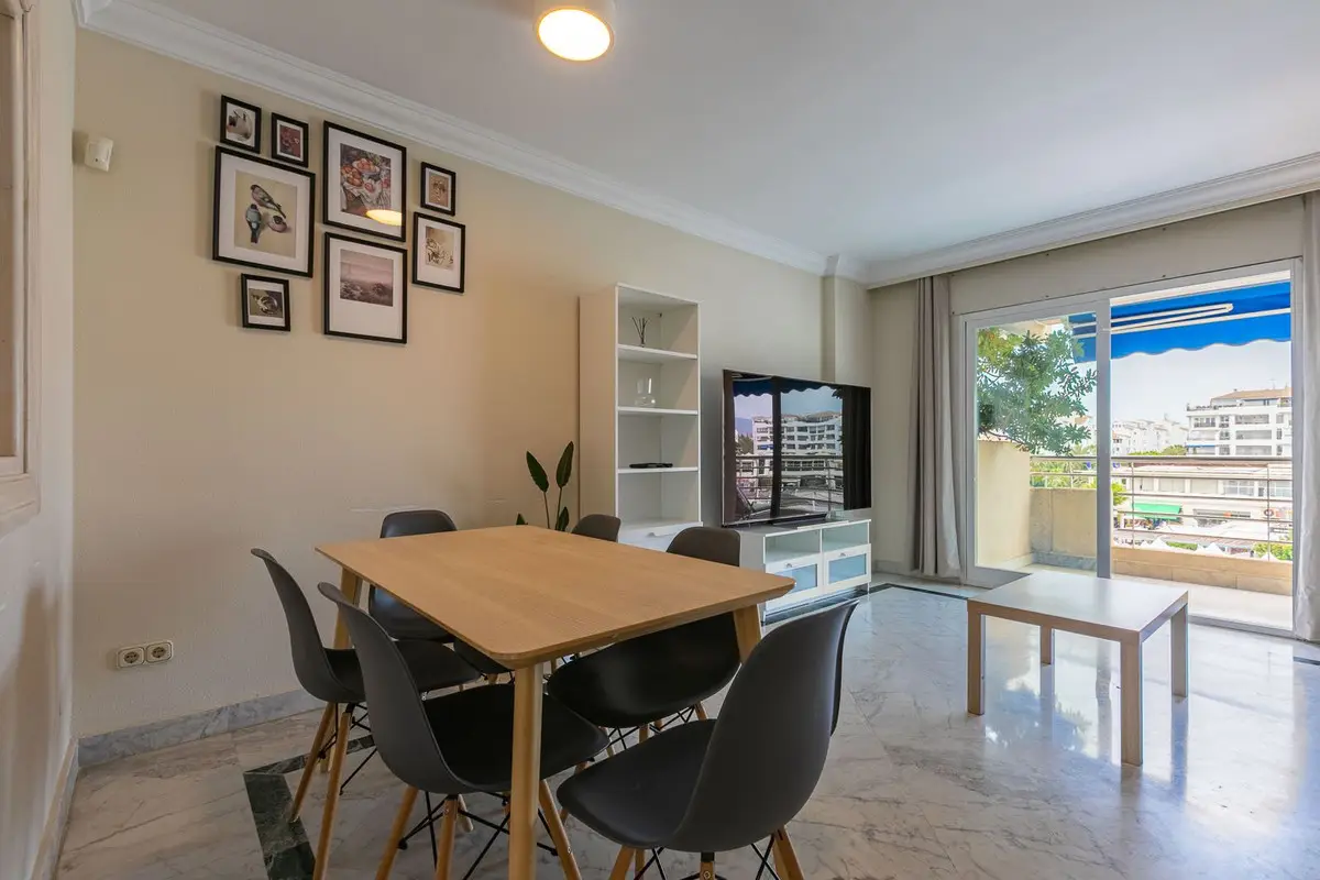 Middle Floor Apartment for sale in Puerto Banús — photo 1