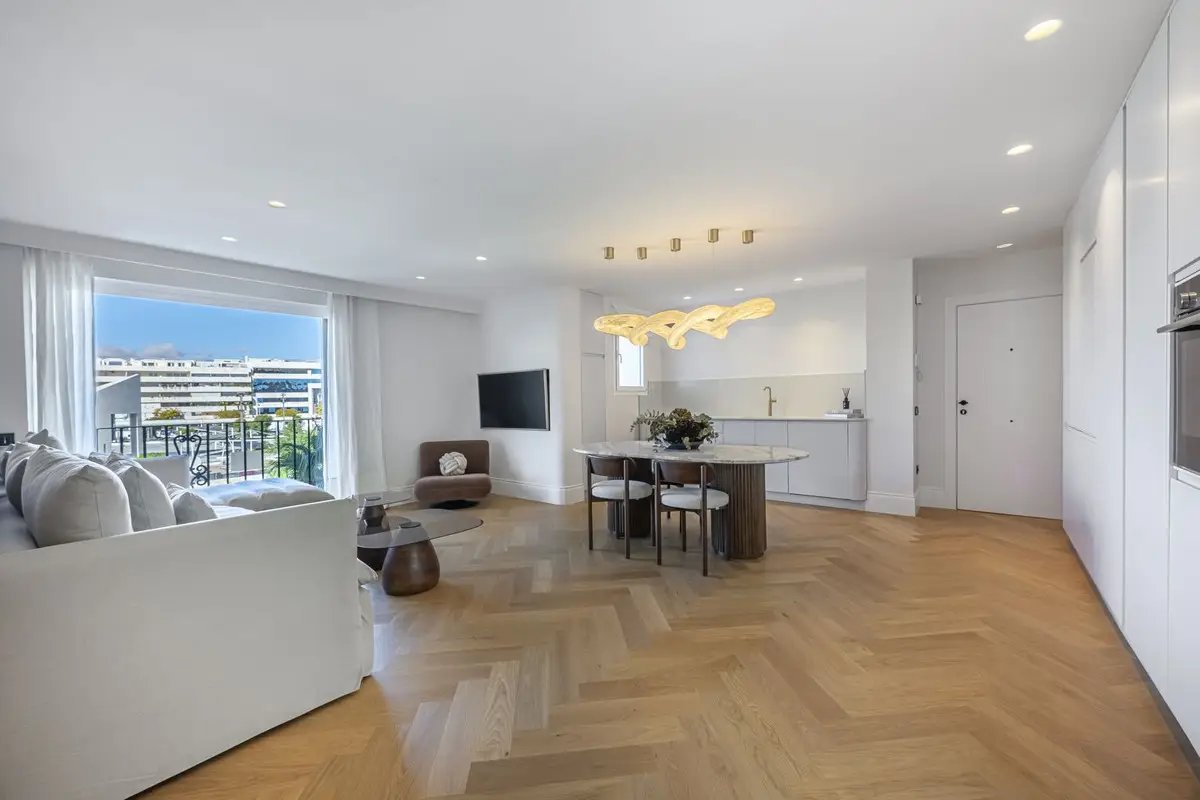 Middle Floor Apartment for sale in Puerto Banús — photo 1