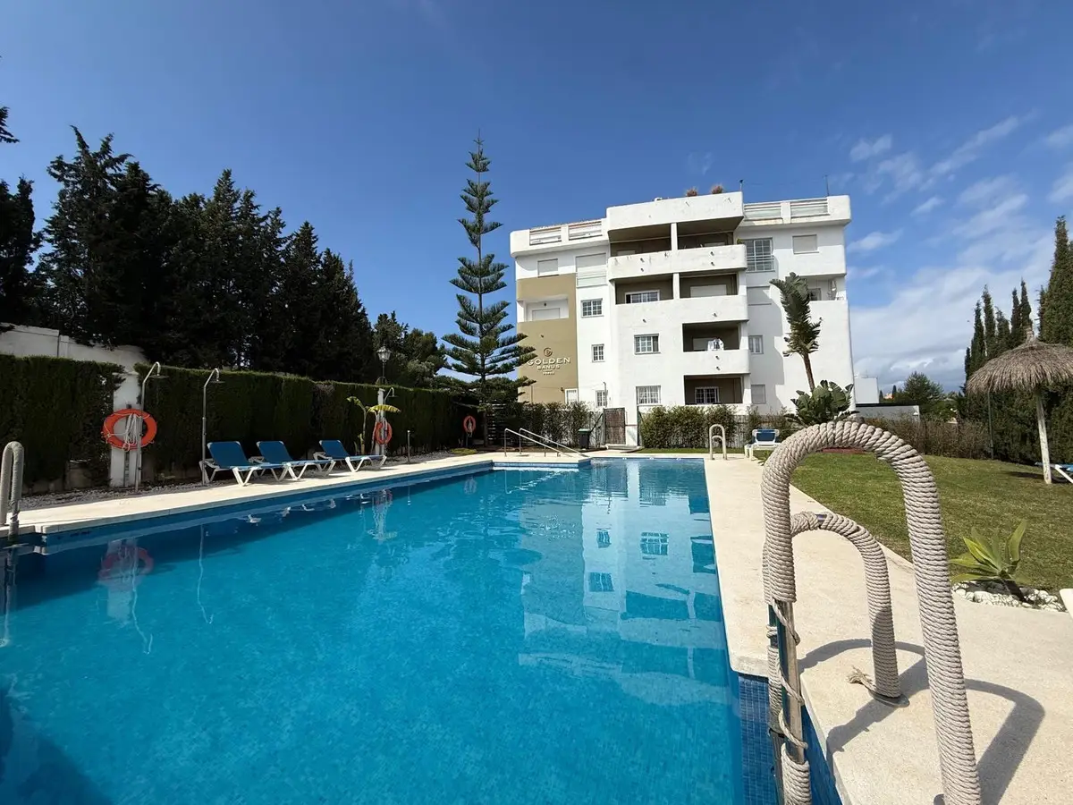 Middle Floor Apartment for sale in Nueva Andalucía — photo 1