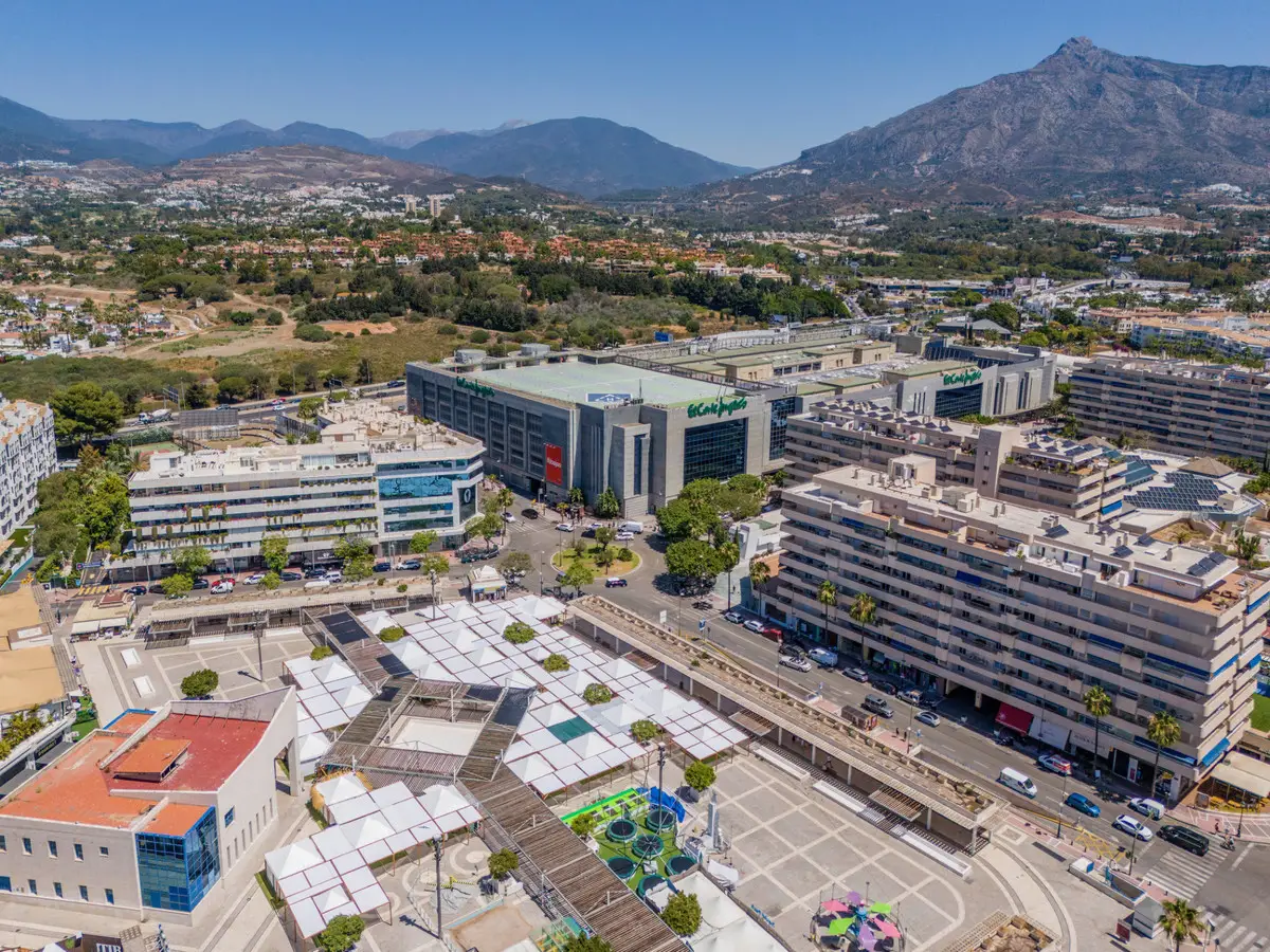 Middle Floor Apartment for sale in Puerto Banús — photo 1