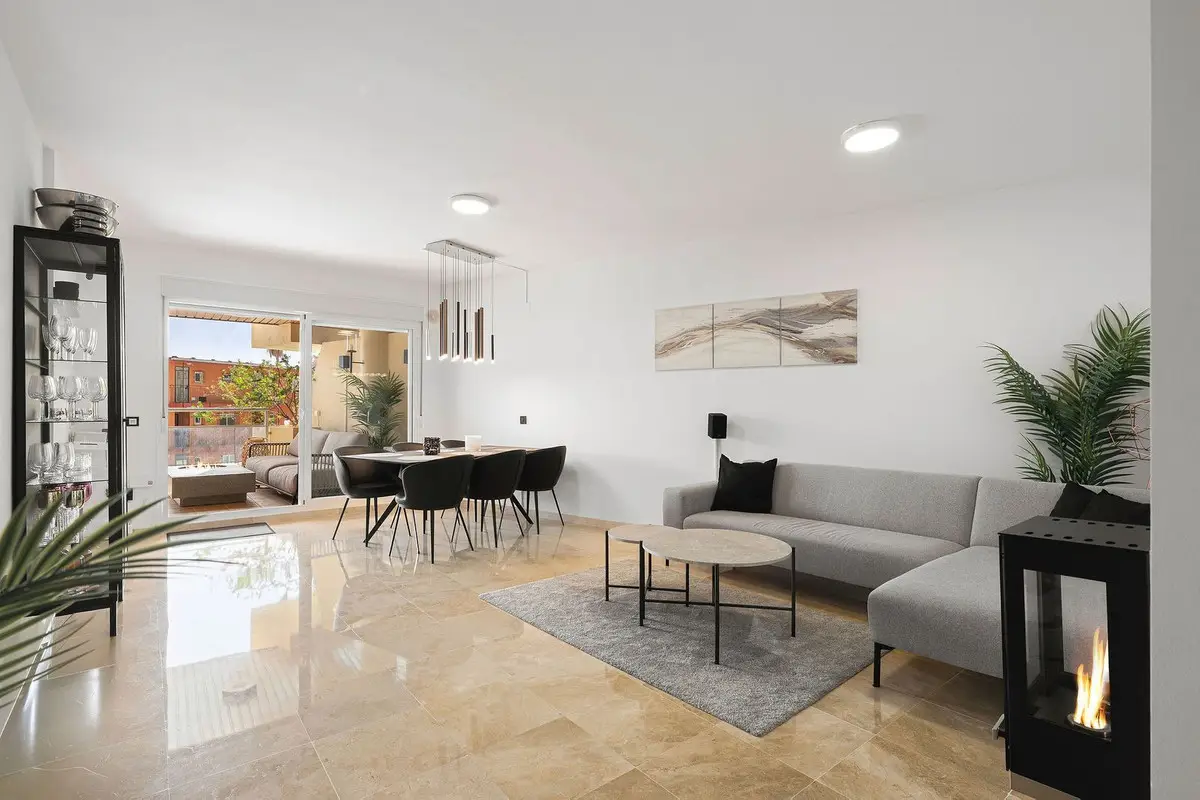 Middle Floor Apartment for sale in Torreblanca — photo 1