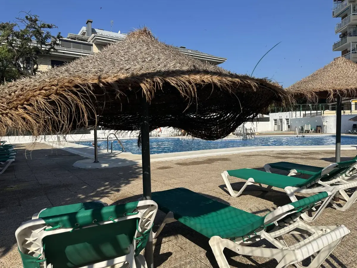 Middle Floor Apartment for sale in Benalmadena Costa — photo 1