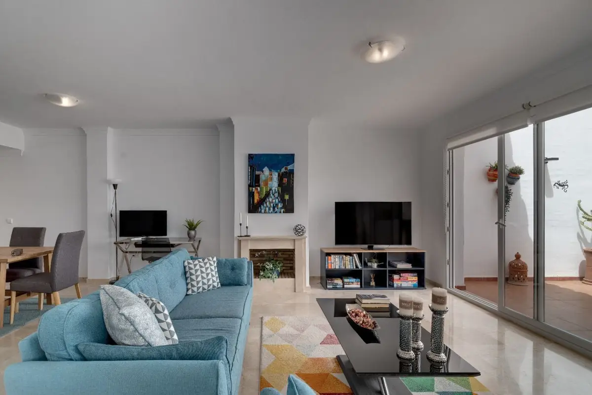 Middle Floor Apartment for sale in La Mairena — photo 1