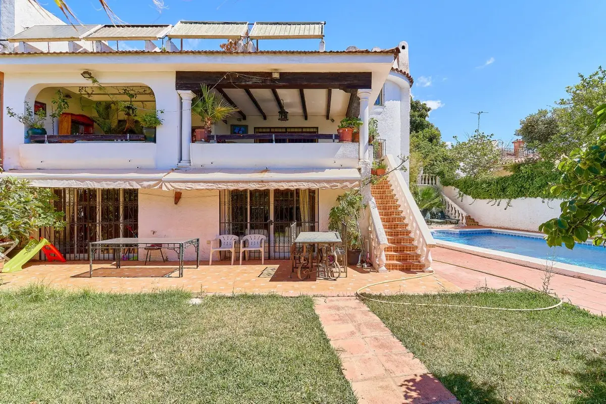 Detached Villa for sale in Marbella — photo 1