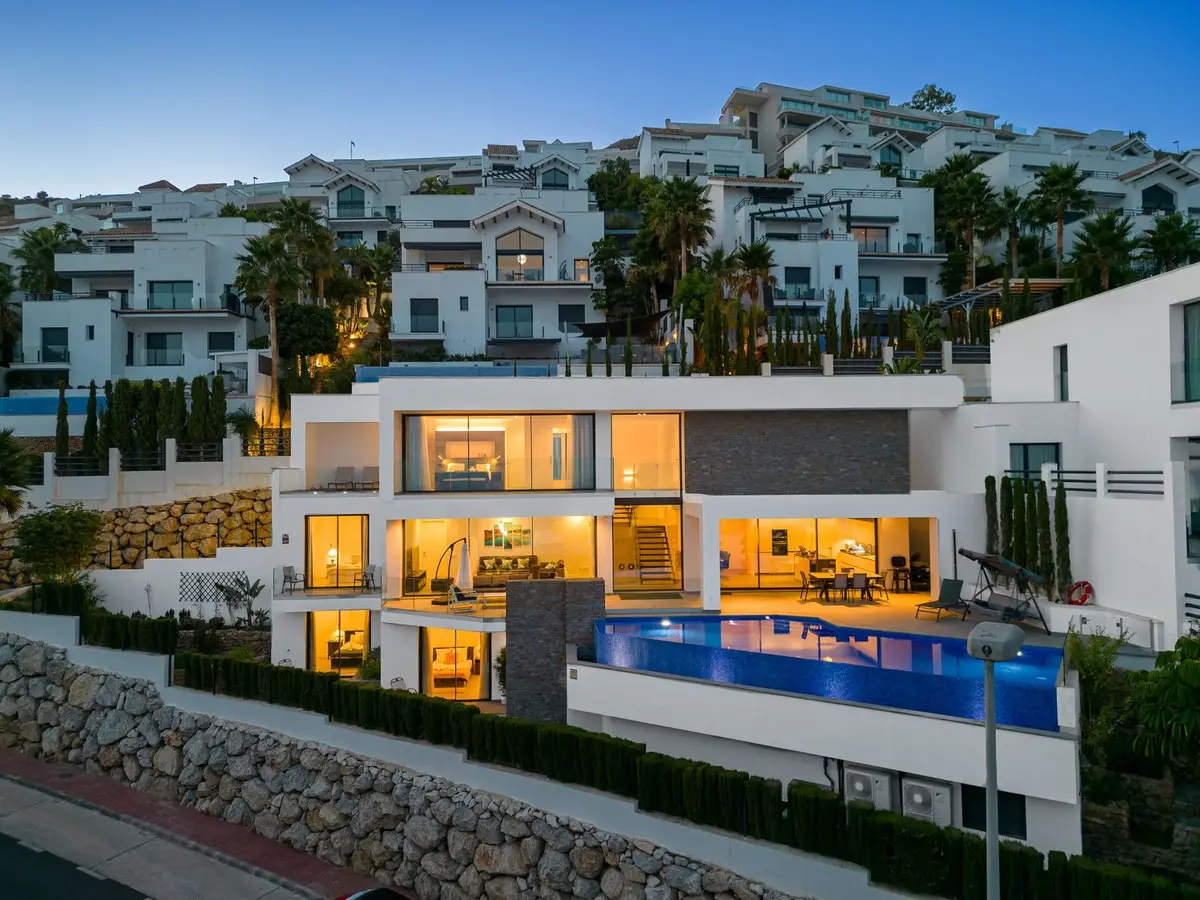 Detached Villa for sale in Benalmadena Costa — photo 1