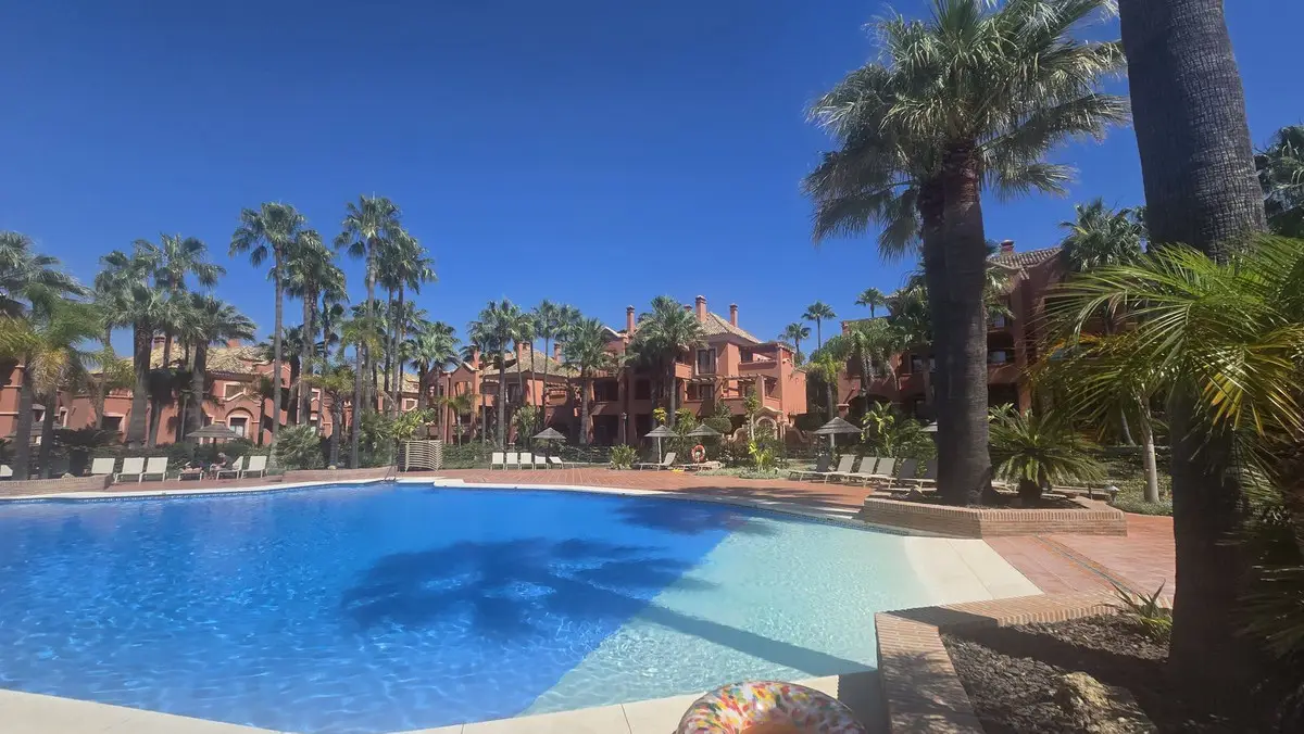 Ground Floor Apartment for sale in Puerto Banús — photo 1