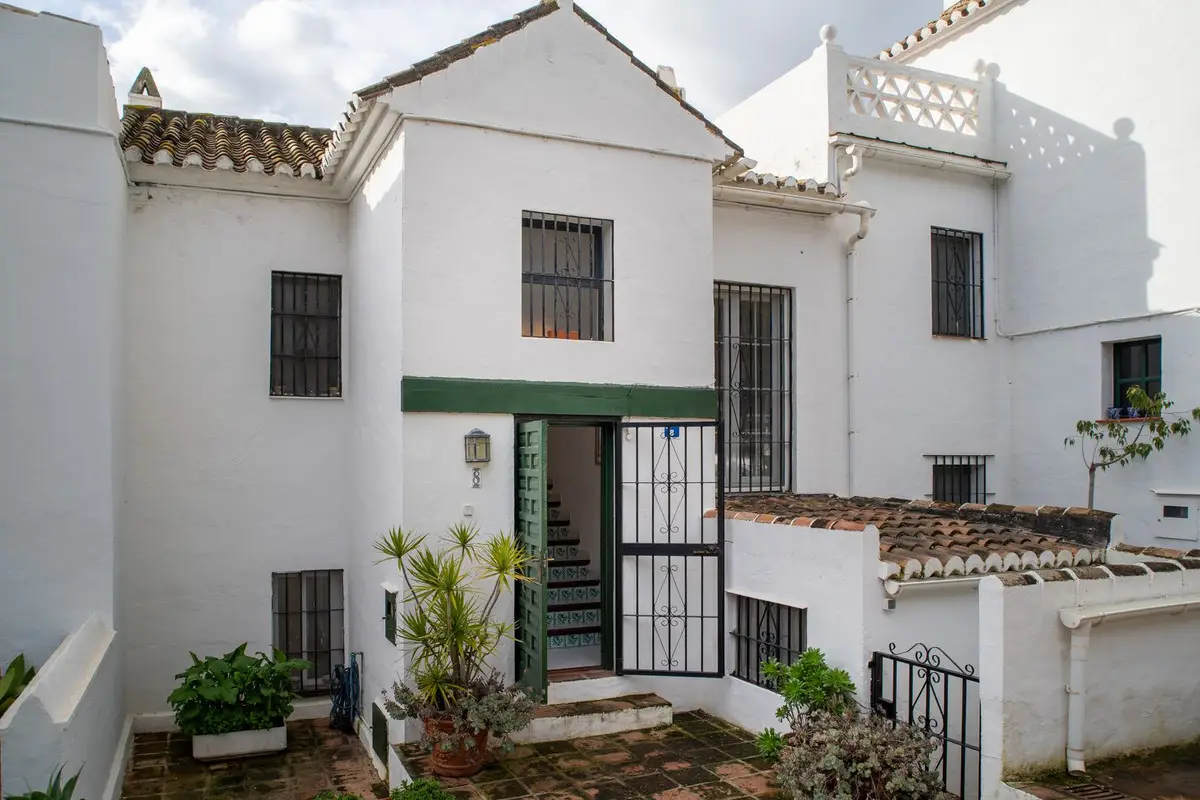 Townhouse for sale in Fuengirola — photo 1