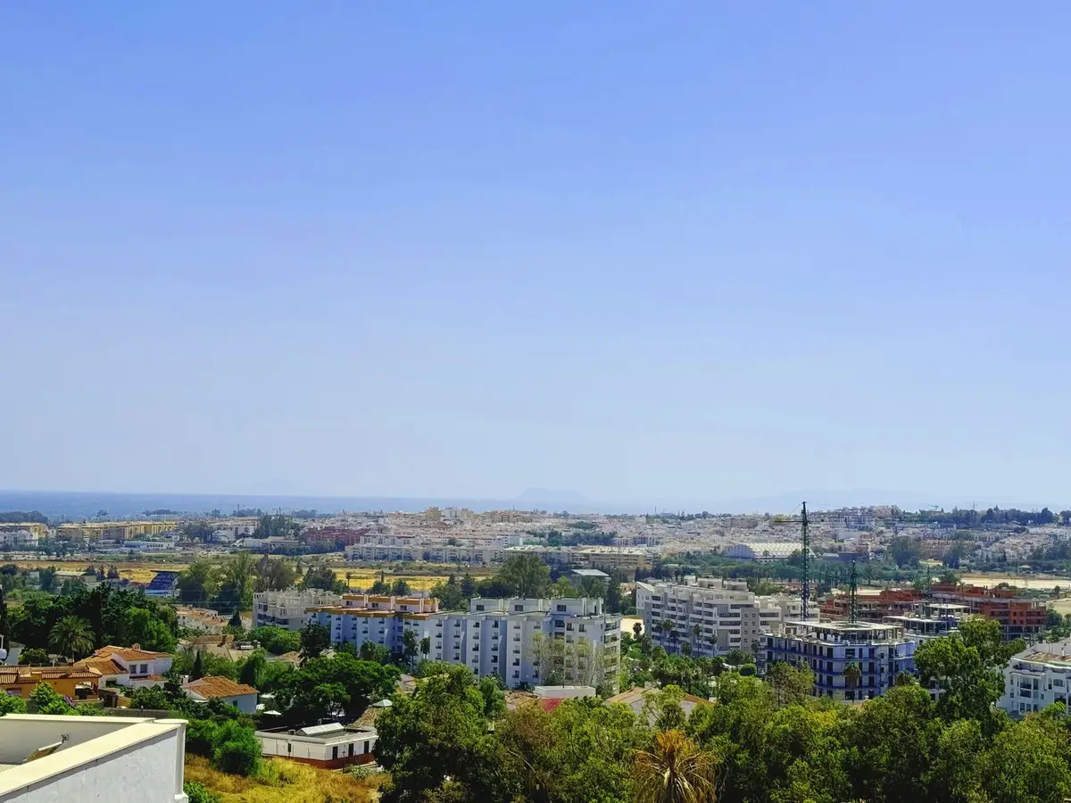 Residential Plot for sale in Nueva Andalucía — photo 1
