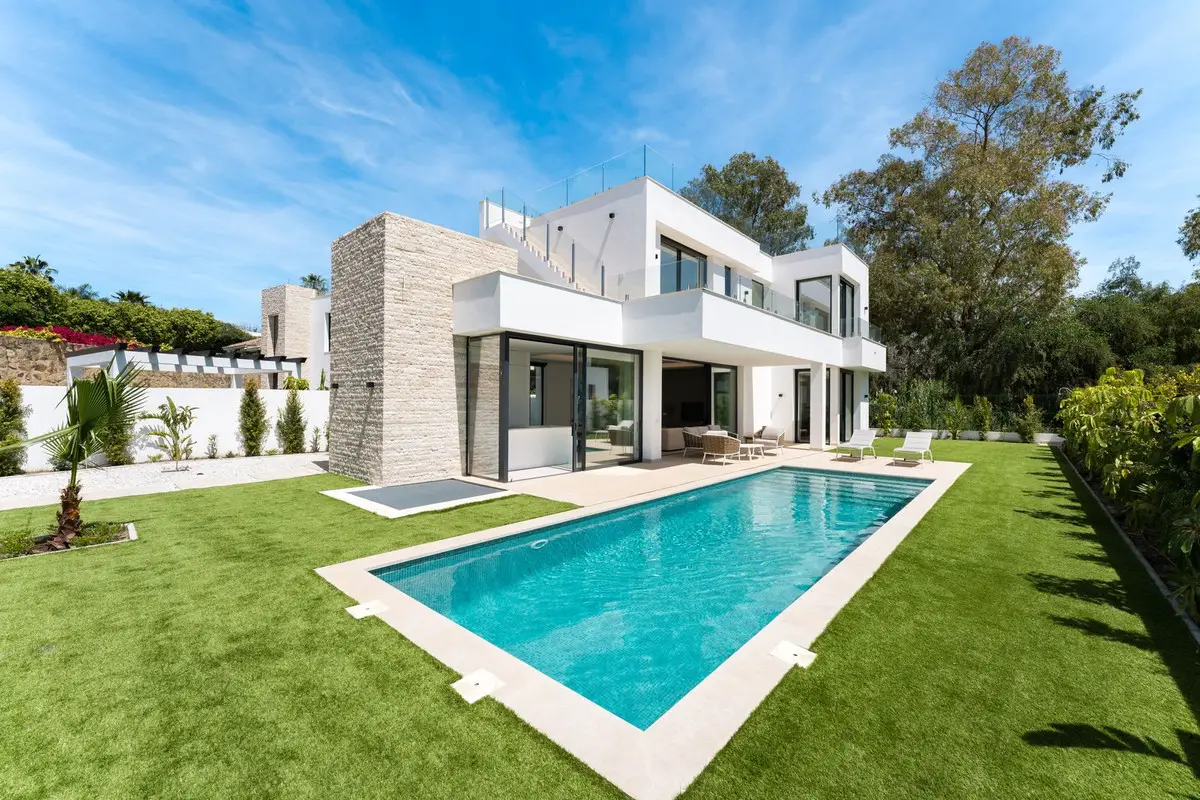 Detached Villa for sale in Atalaya — photo 1