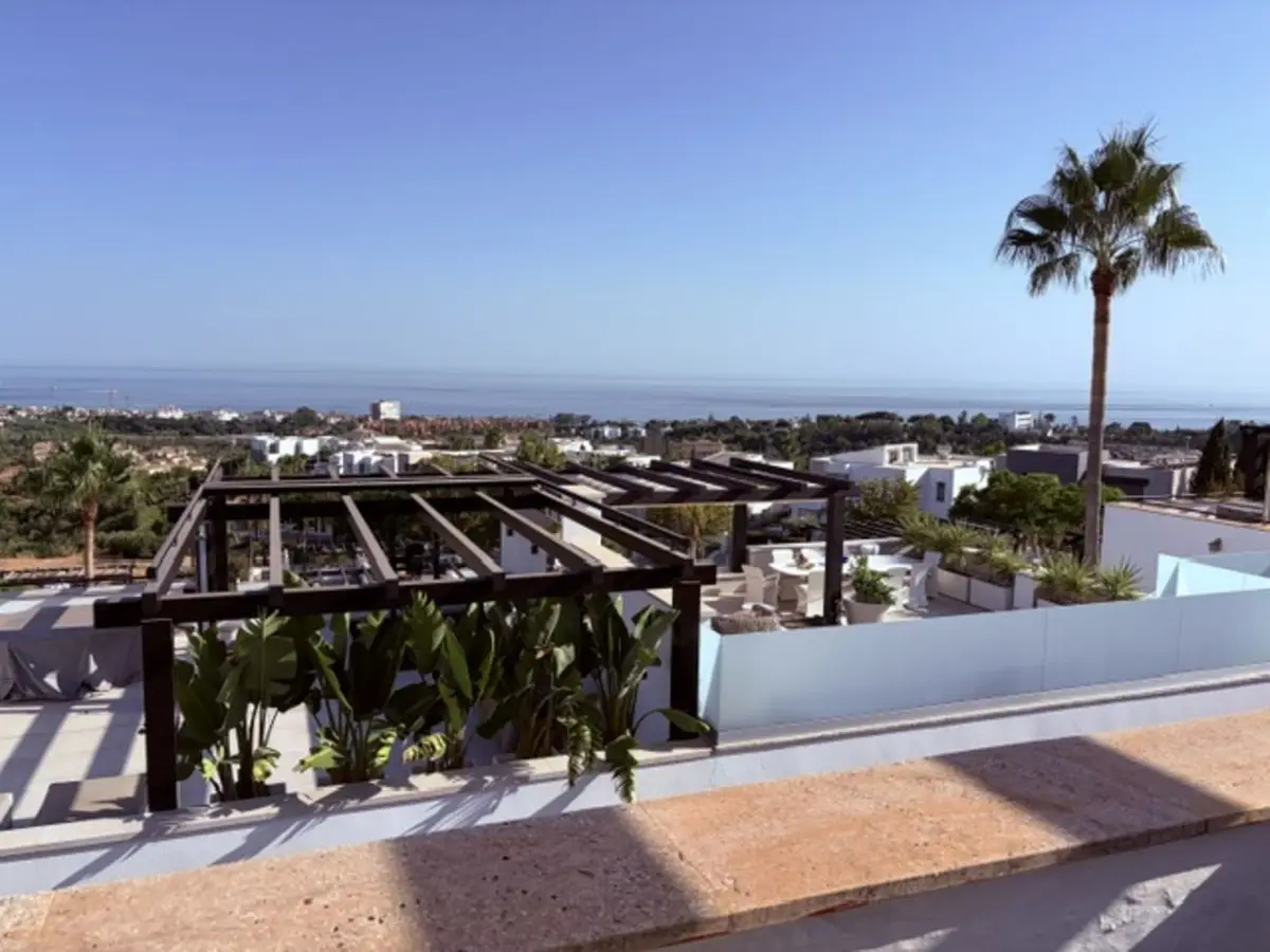Duplex for sale in Santa Clara — photo 1