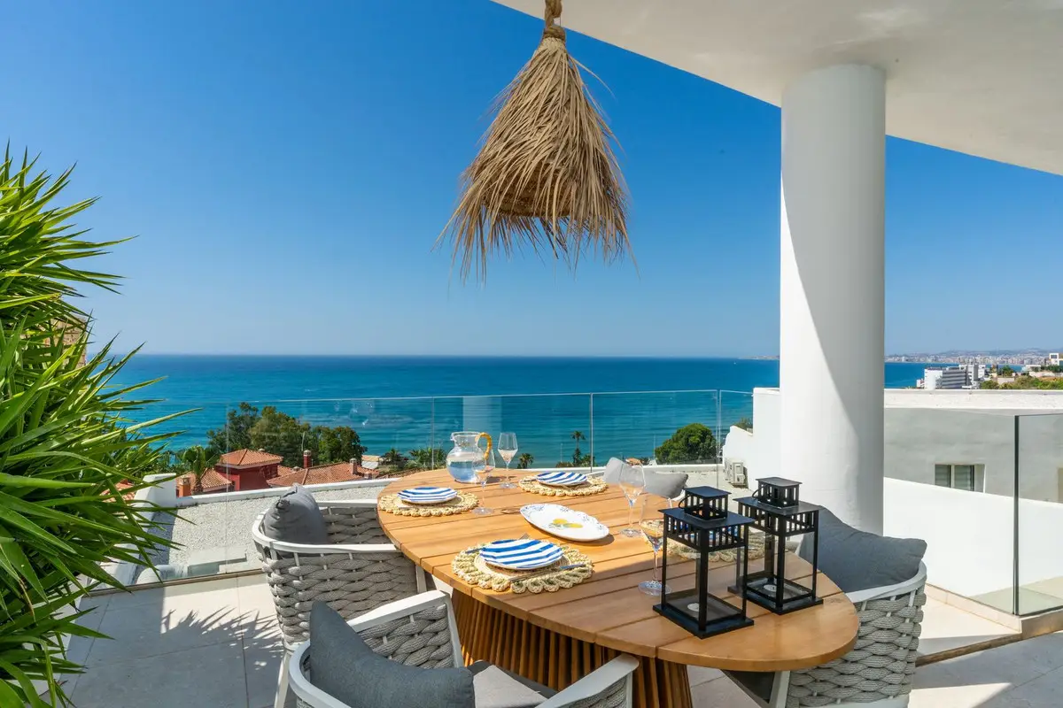 Middle Floor Apartment for sale in Torrequebrada — photo 1
