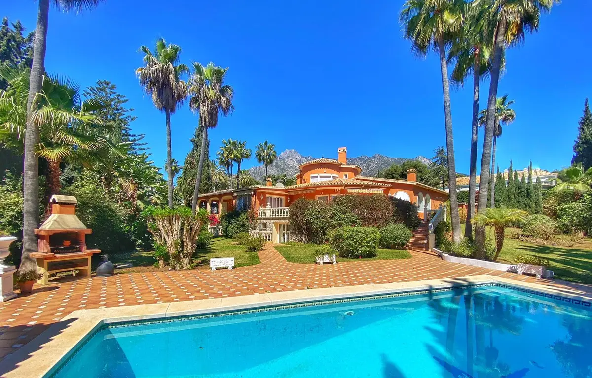Detached Villa for sale in Nagüeles — photo 1