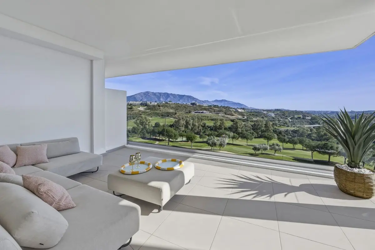 Middle Floor Apartment for sale in La Cala Golf — photo 1