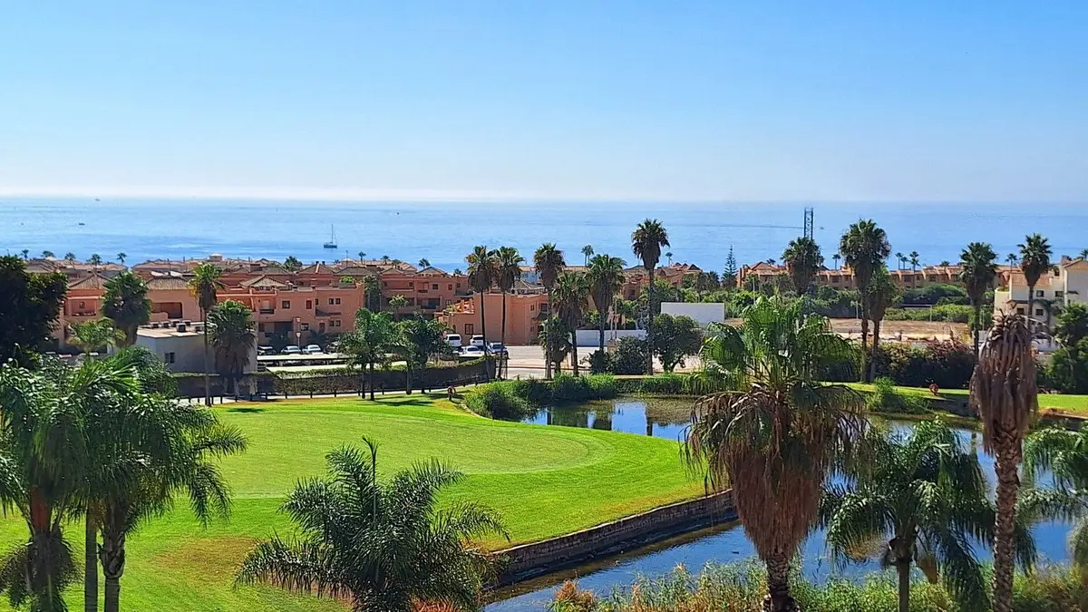 Penthouse for sale in Casares Playa — photo 1