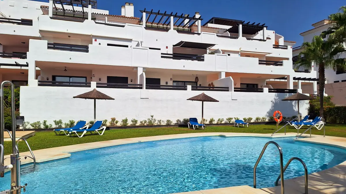 Middle Floor Apartment for sale in Casares Playa — photo 1