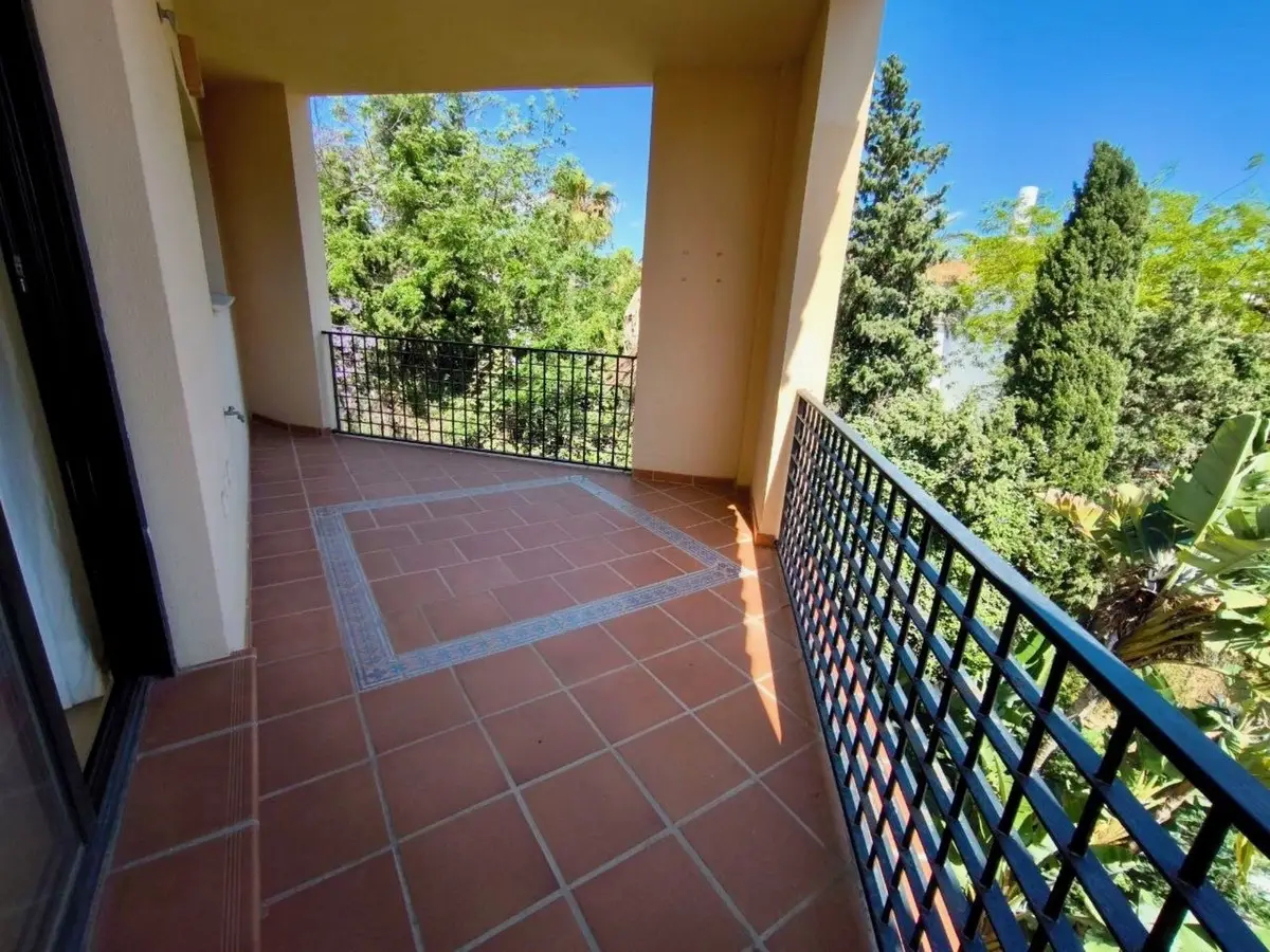 Penthouse for sale in Puerto Banús — photo 1