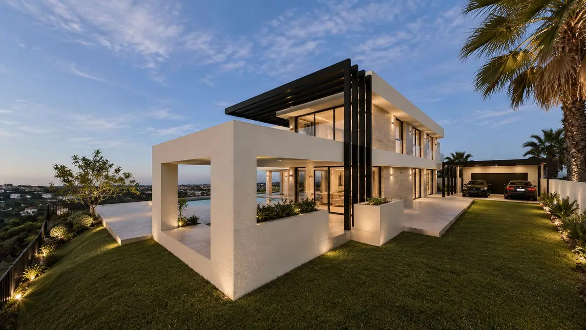 Detached Villa for sale in Estepona — photo 1