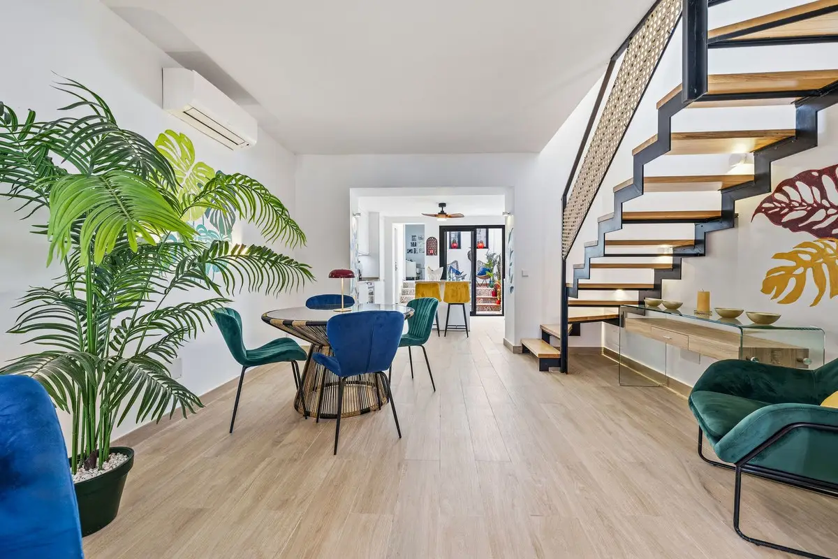 Townhouse for sale in Estepona — photo 1