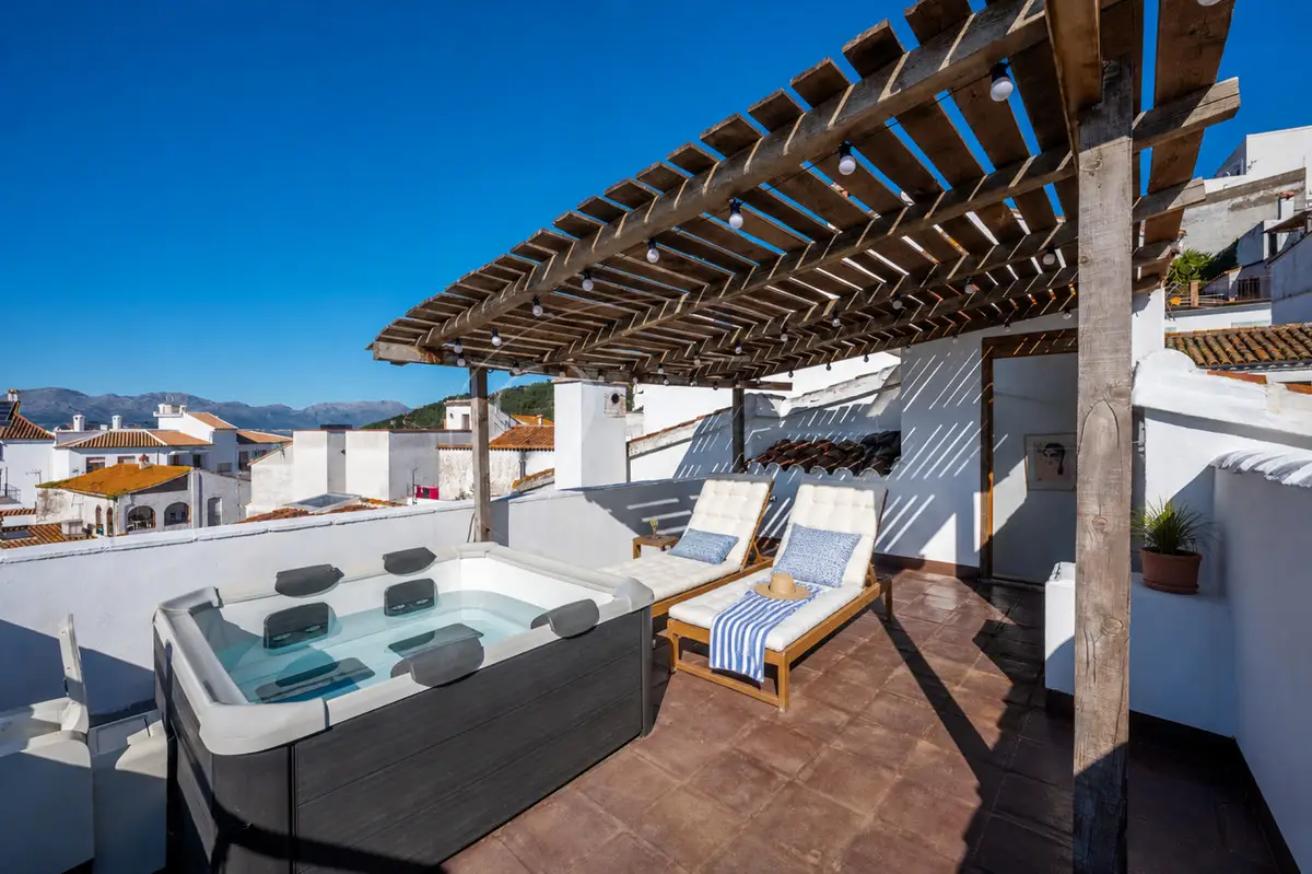 Townhouse for sale in Gaucín — photo 1
