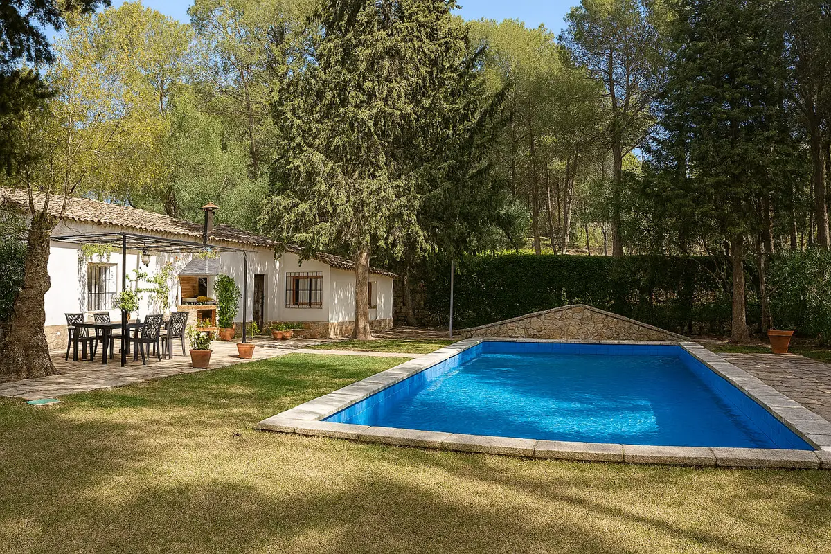 Finca - Cortijo for sale in Arriate — photo 1