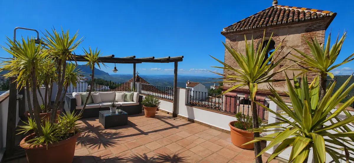 Townhouse for sale in Gaucín — photo 1