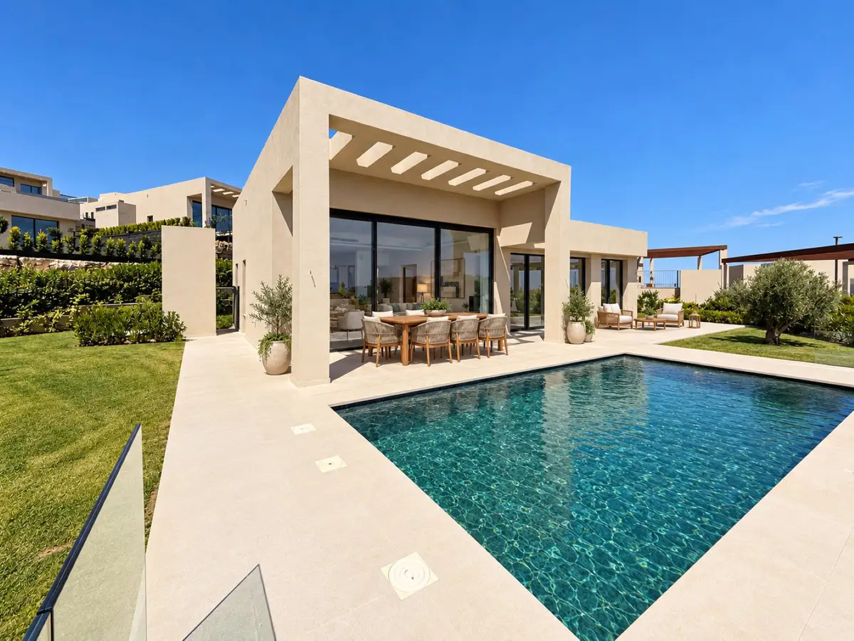 Detached Villa for sale in Benahavís — photo 1