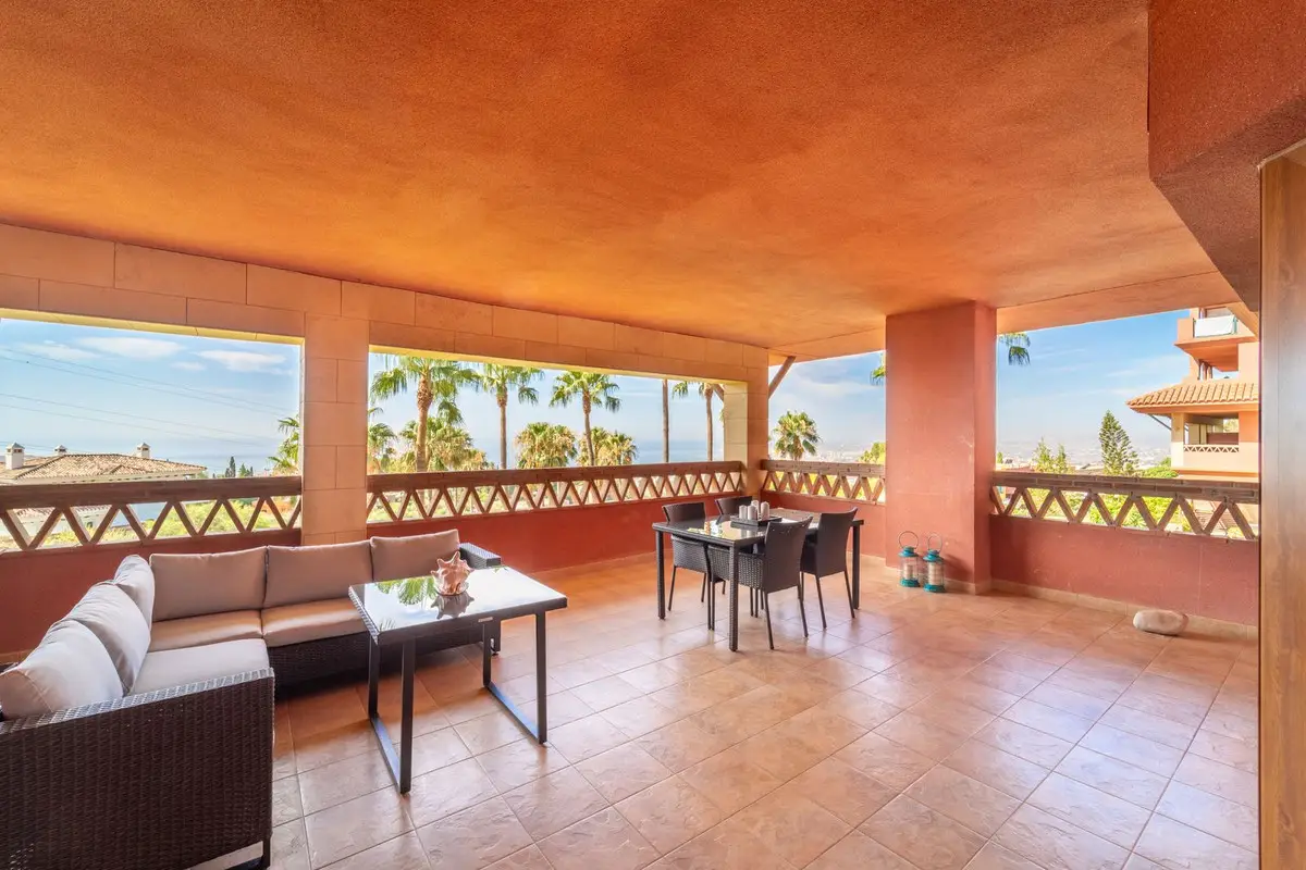 Middle Floor Apartment for sale in Benalmadena — photo 1