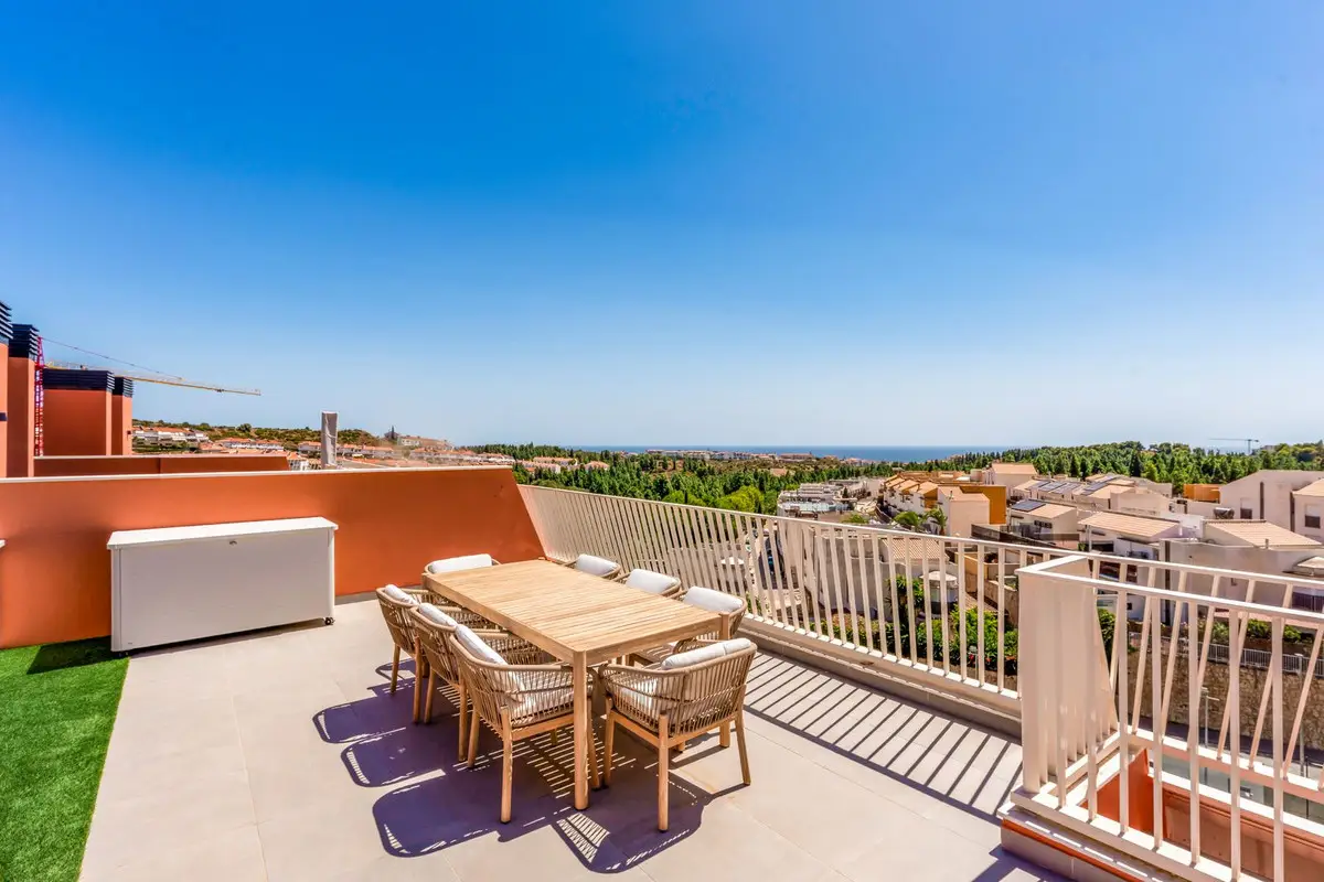 Penthouse for sale in La Cala de Mijas — photo 1