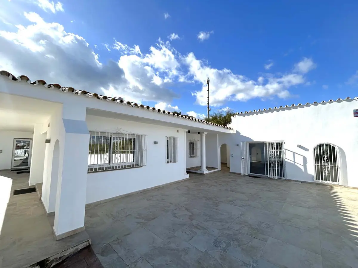 Detached Villa for sale in Mijas Costa — photo 1
