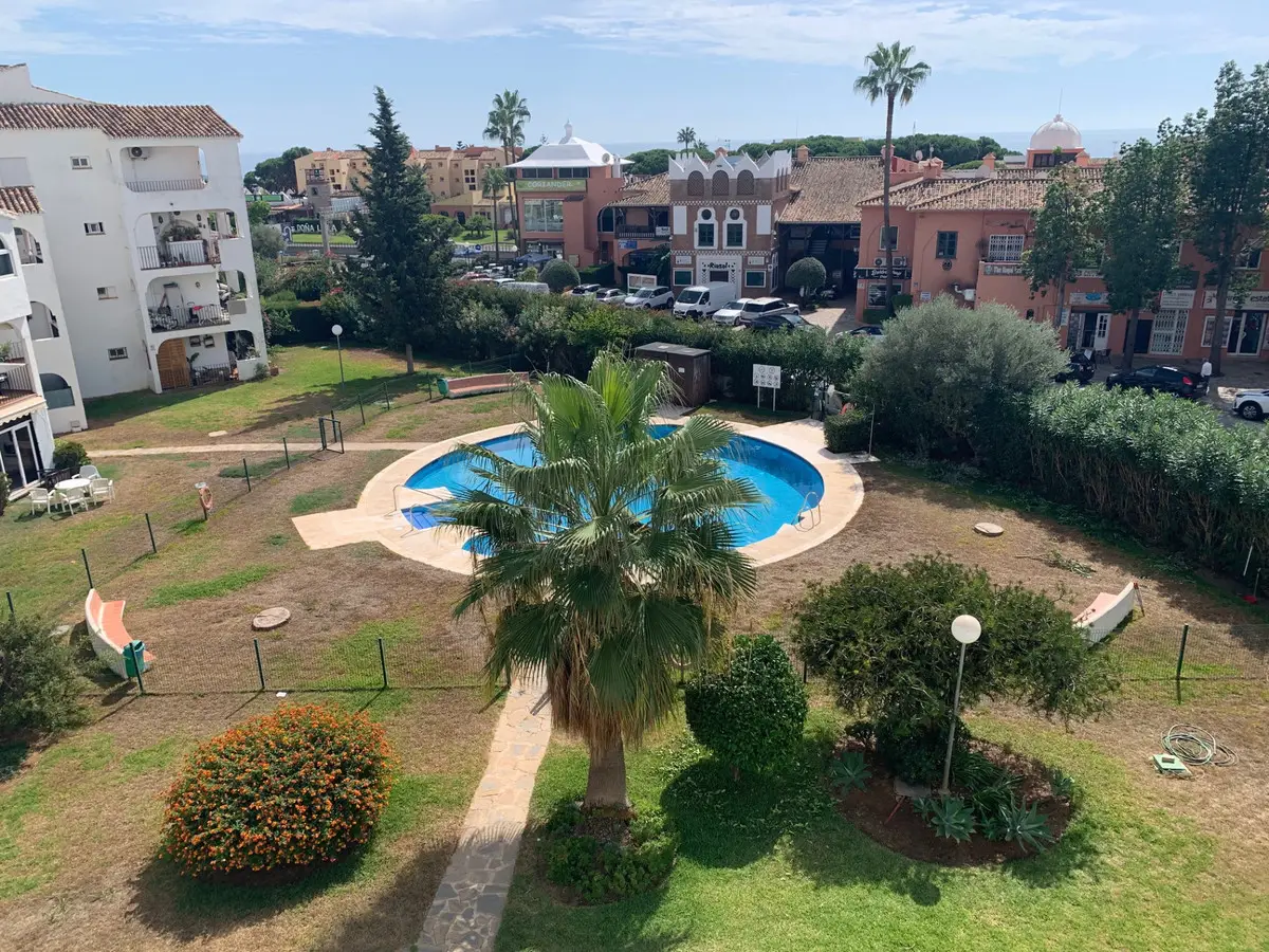 Middle Floor Apartment for sale in Mijas Costa — photo 1